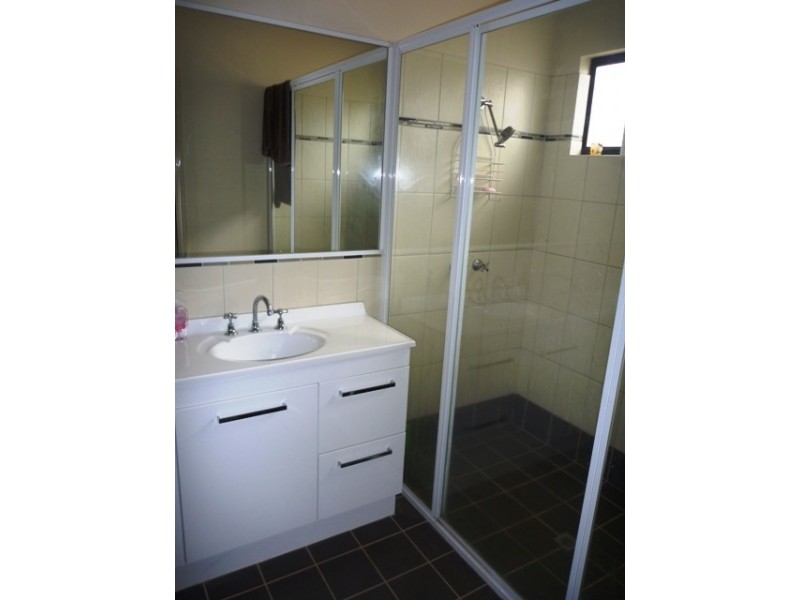 33 Minderoo Avenue, South Hedland WA 6722