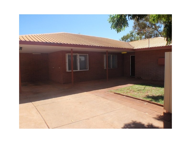 31 Captains Way, South Hedland WA 6722