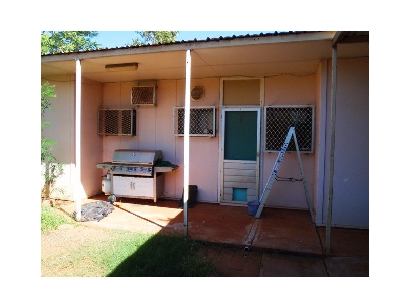 5 Dulverton Terrace, South Hedland WA 6722