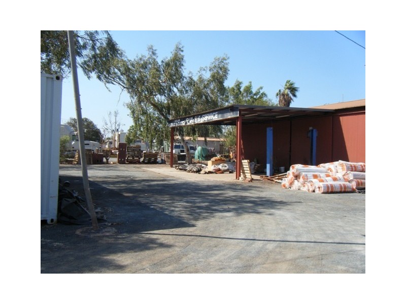 4 Yanana Street, Wedgefield WA 6721