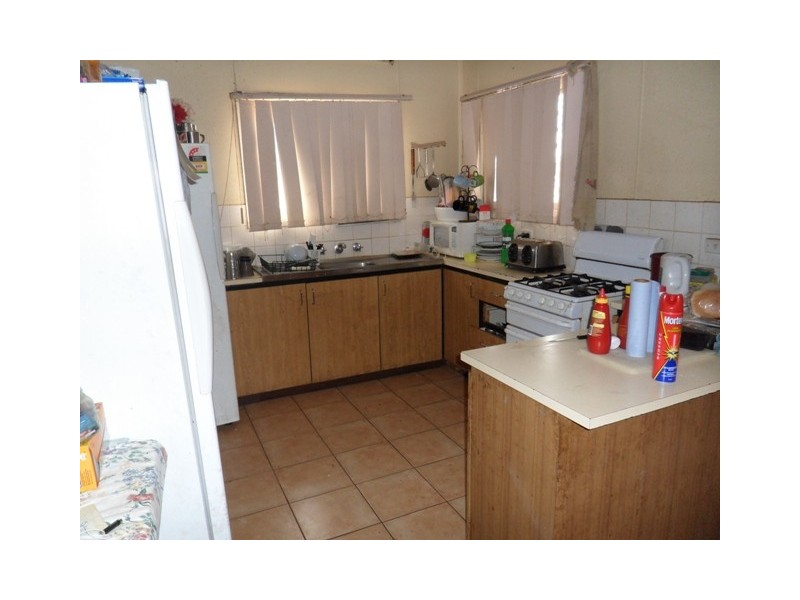 16 Koombana St, South Hedland WA 6722