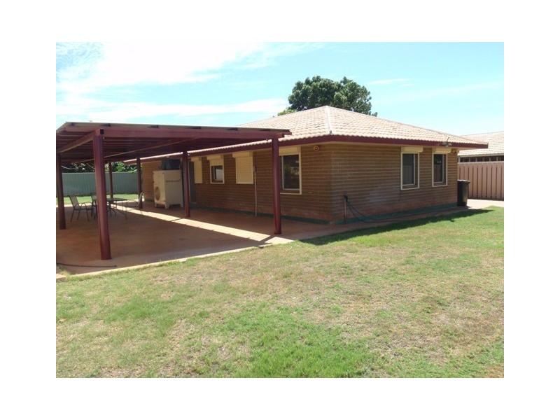 9 Koombana Ave, South Hedland WA 6722