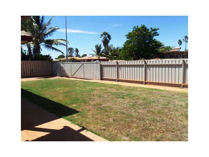 9 Koombana Ave, South Hedland WA 6722