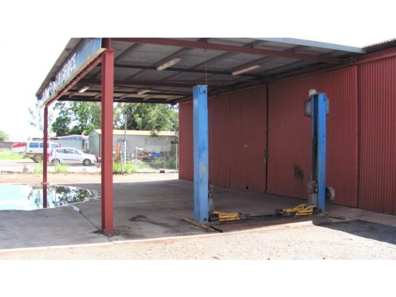 4 Yanana Street, Wedgefield WA 6721