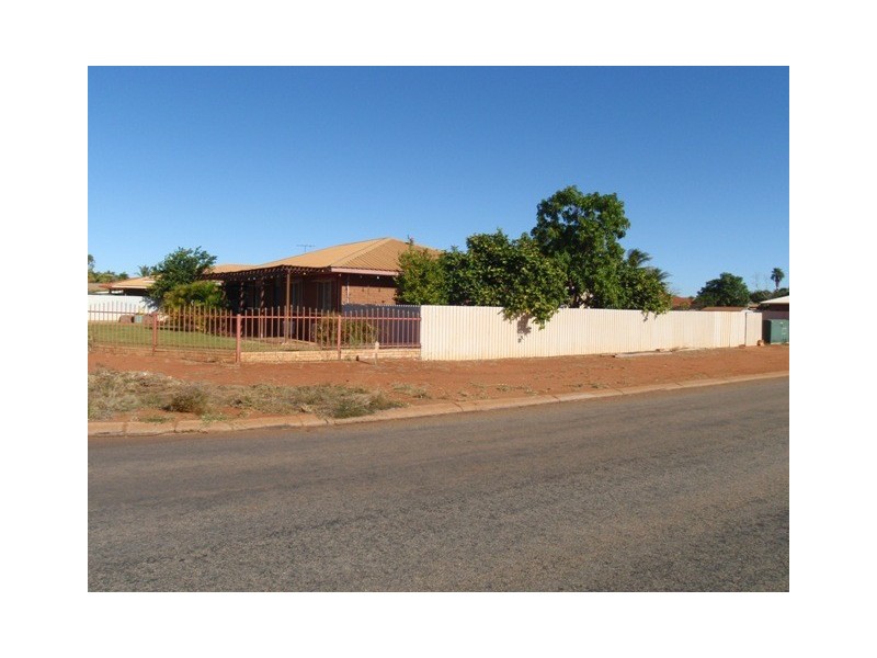 2 Curlew Crescent, South Hedland WA 6722
