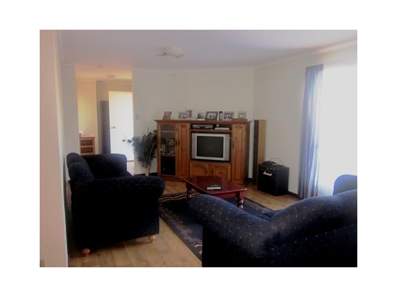 9 Kurrawan Way, Newman WA 6753