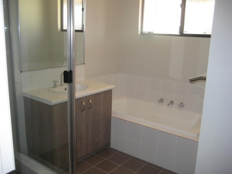 16B Knox Way, Newman WA 6753