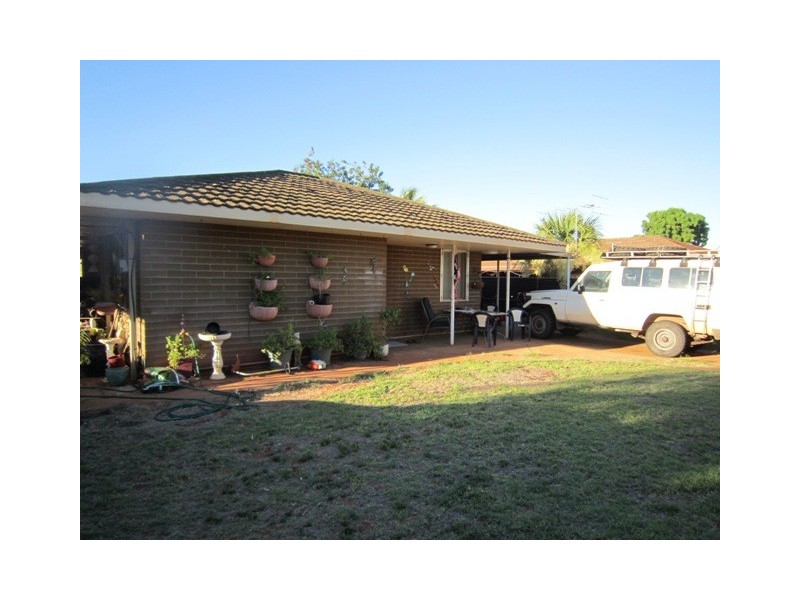 5 Koombana Avenue, South Hedland WA 6722