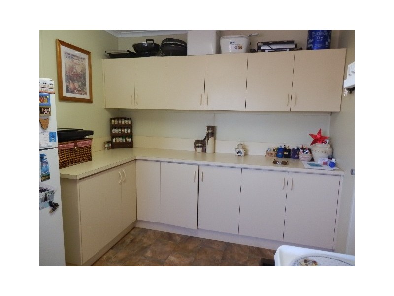 2 ROSS AVE, Newman WA 6753