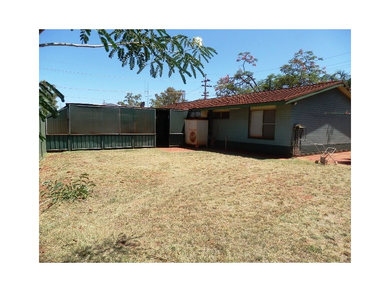2 ROSS AVE, Newman WA 6753
