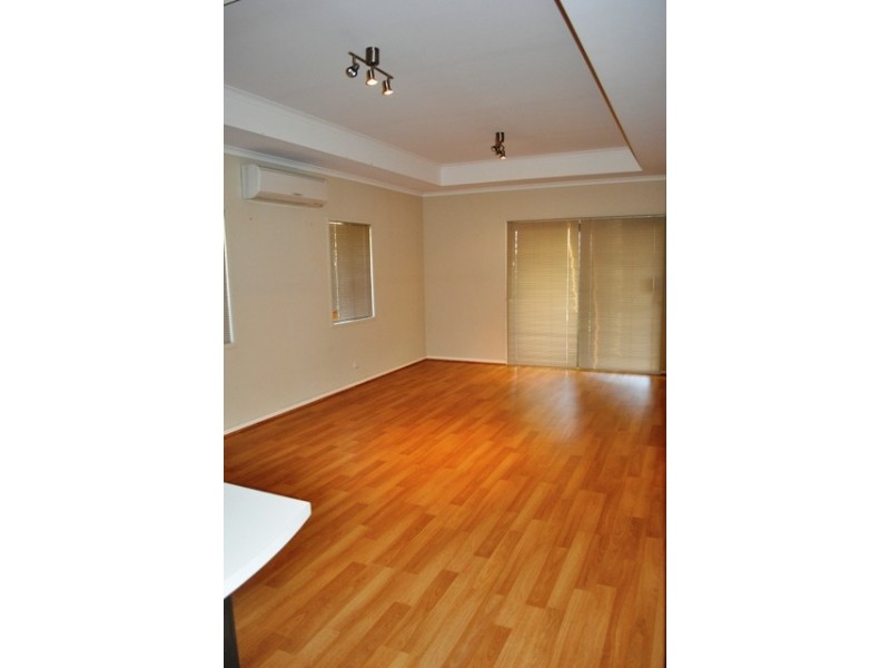 34 Minderoo Avenue, South Hedland WA 6722