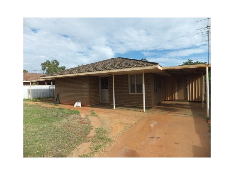 5 Koombana Avenue, South Hedland WA 6722