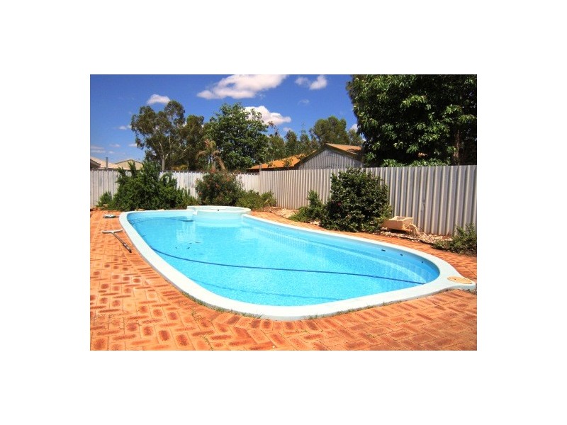 5 Koombana Avenue, South Hedland WA 6722