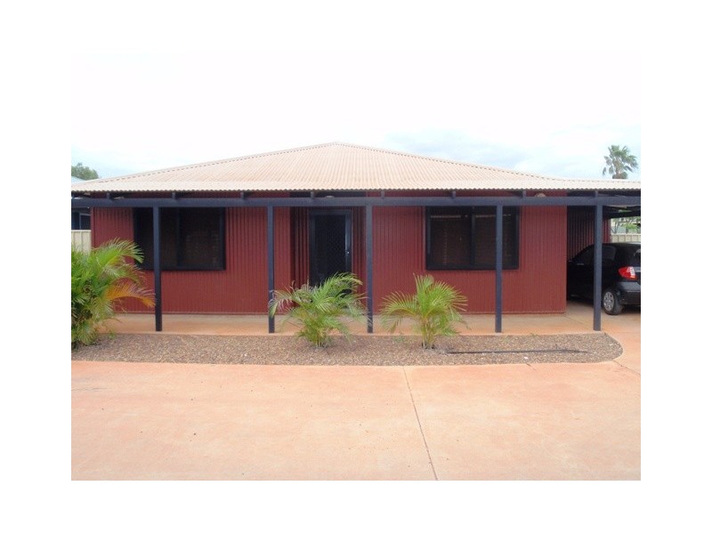 13/4 Reynolds Place, South Hedland WA 6722