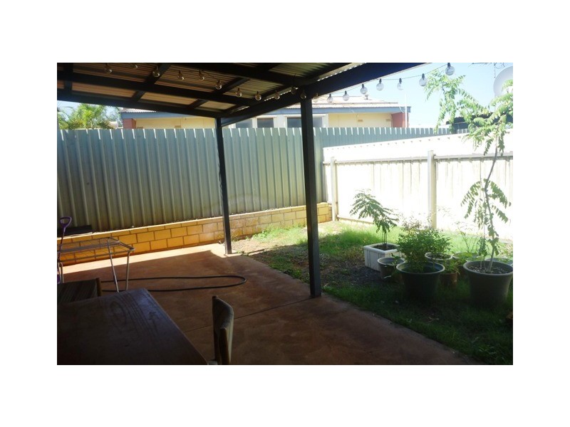 13/4 Reynolds Place, South Hedland WA 6722