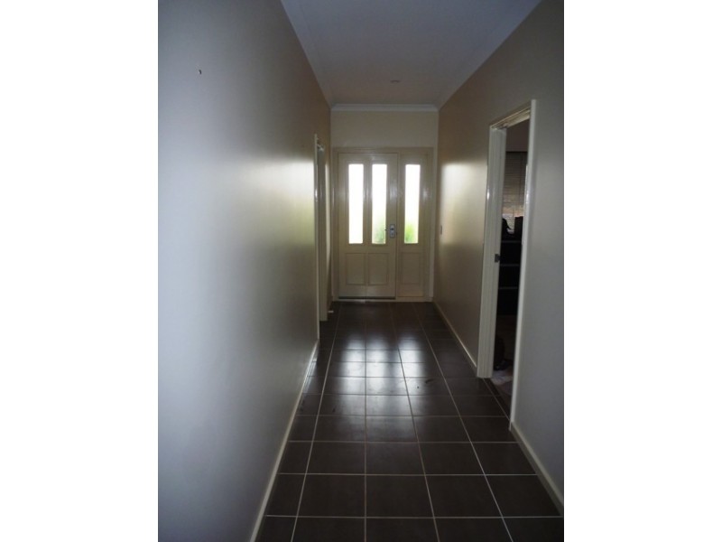 33 Minderoo Avenue, South Hedland WA 6722