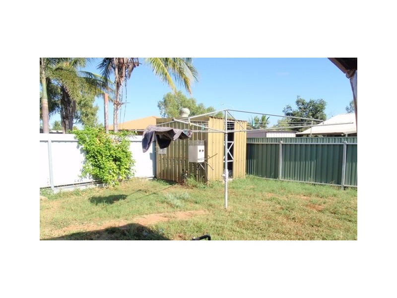 7 Steamer Avenue, South Hedland WA 6722