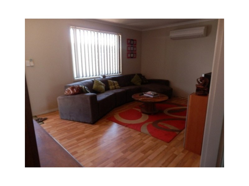 26 Armstrong Way, Newman WA 6753