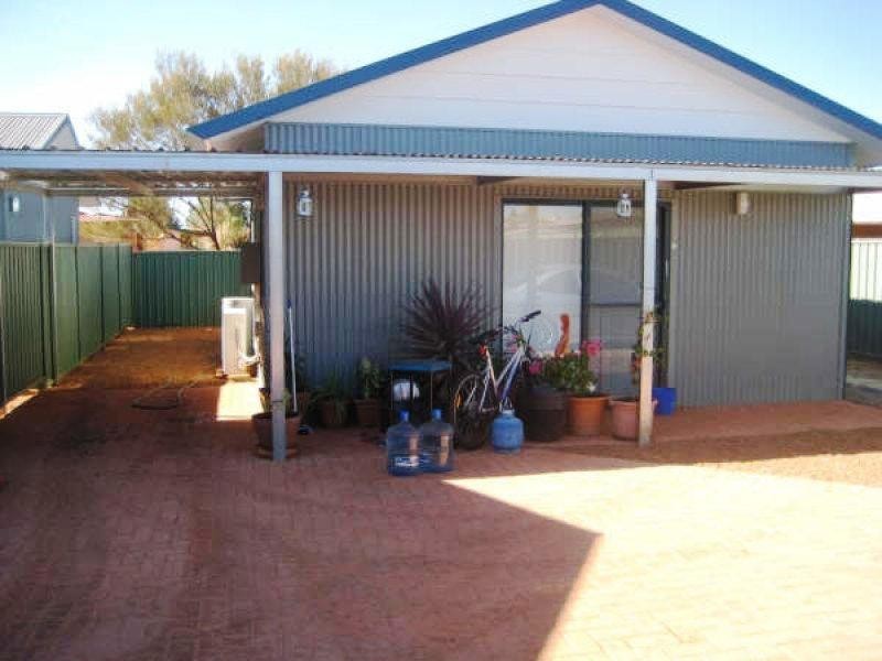 30 Armstrong Way, Newman WA 6753