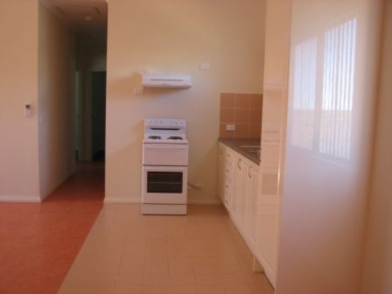 30 Armstrong Way, Newman WA 6753