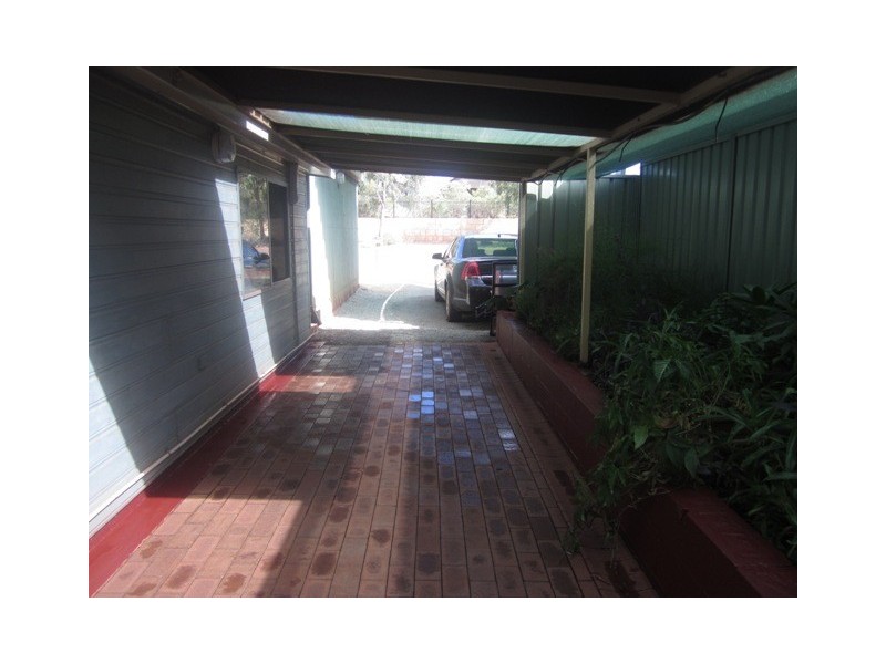 10 Nicholls Place, Newman WA 6753