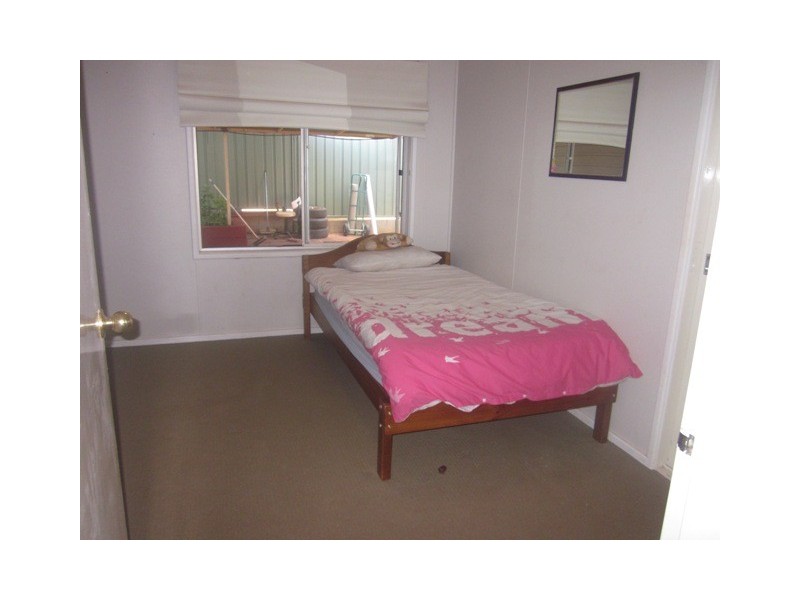 10 Nicholls Place, Newman WA 6753