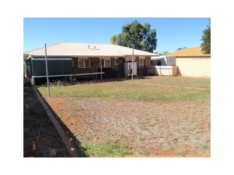 15 Denman Place, South Hedland WA 6722
