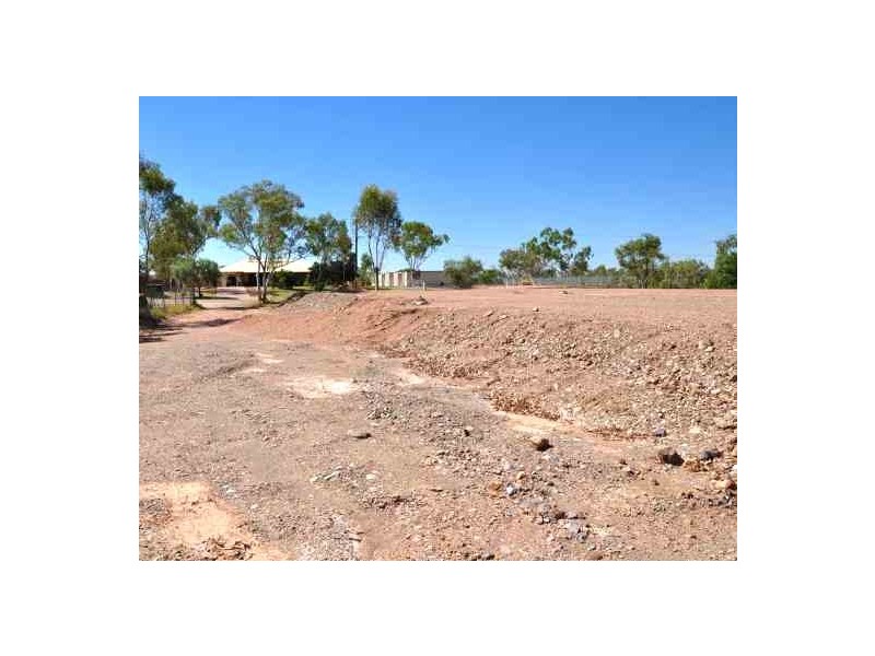 5, 7 & 9 COOKE STREET, Nullagine WA 6758