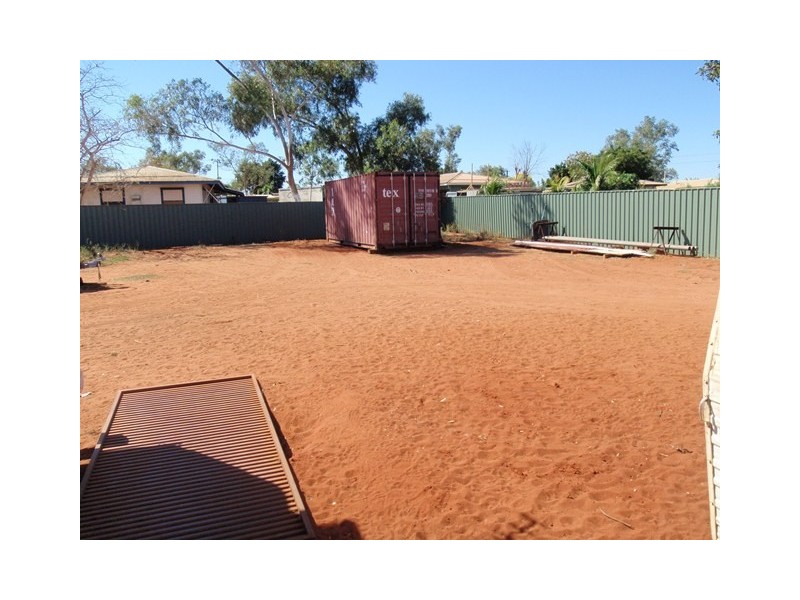 8 Weaver Place, South Hedland WA 6722