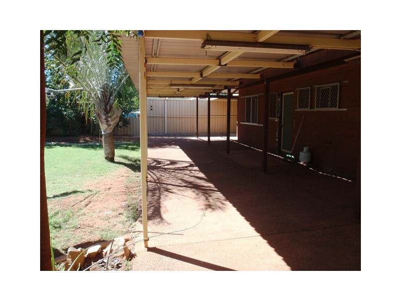32 Spoonbill Crescent, South Hedland WA 6722