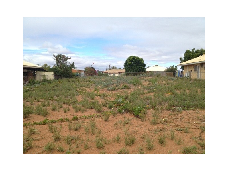 12 Burt Close, Onslow WA 6710