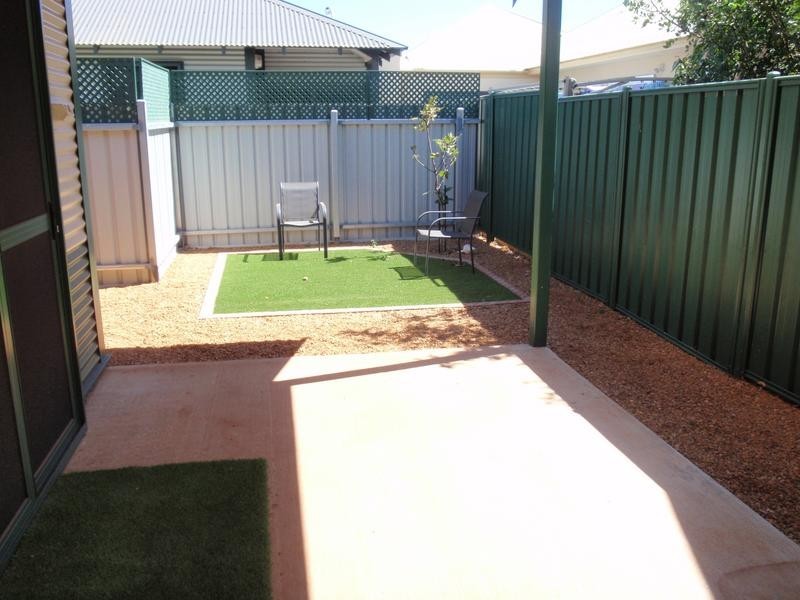 2/2 Pundal Avenue, South Hedland WA 6722