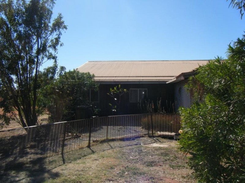 10 Yanana Street, Wedgefield WA 6721