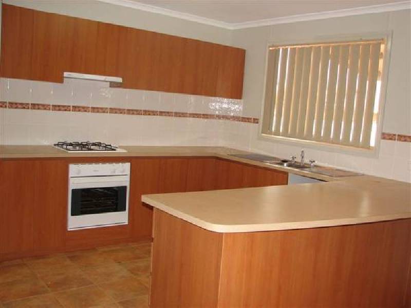 28 Armstrong Way, Newman WA 6753