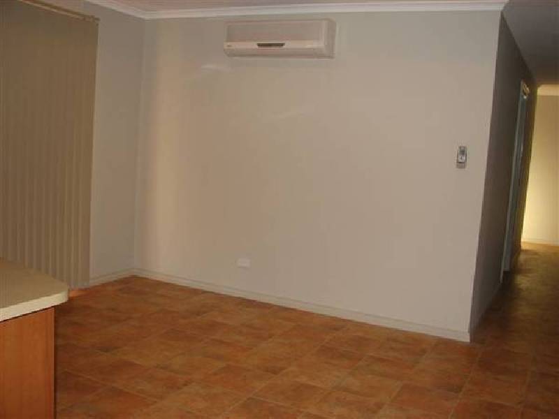 28 Armstrong Way, Newman WA 6753