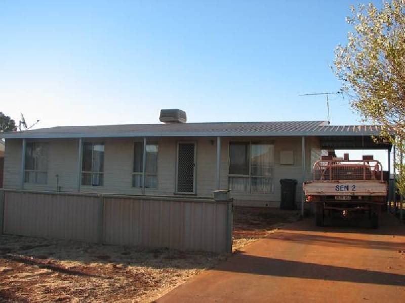 13 Armstrong Way, Newman WA 6753