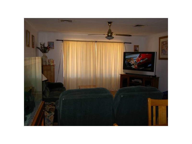 Selman Avenue, Newman WA 6753