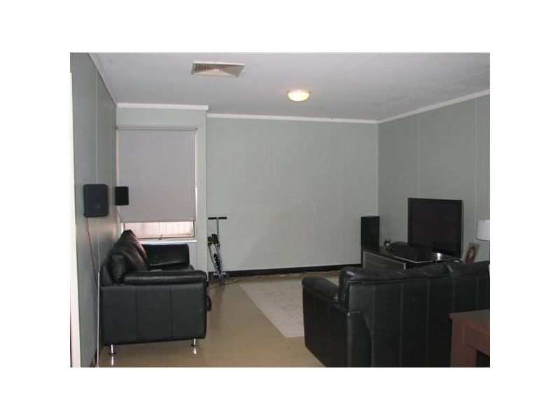 7 Jabbarup Court, Newman WA 6753