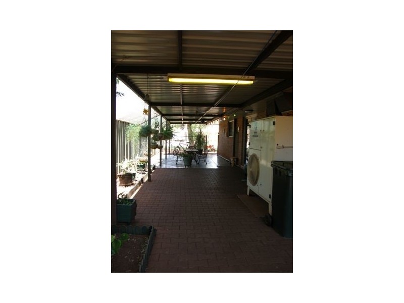 14 Yalberee Street, Newman WA 6753