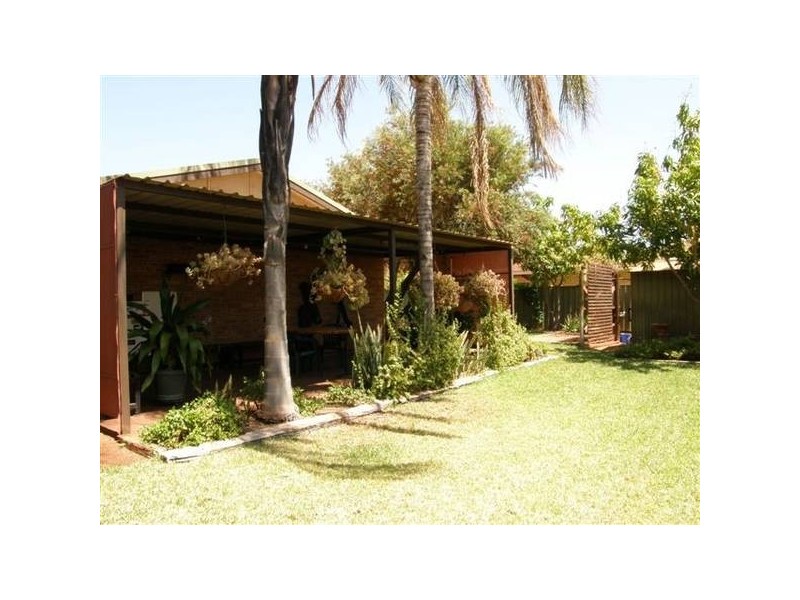 14 Yalberee Street, Newman WA 6753