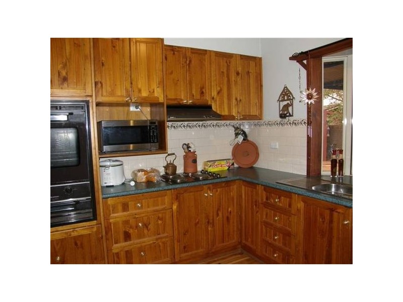 12 Giles Avenue, Newman WA 6753