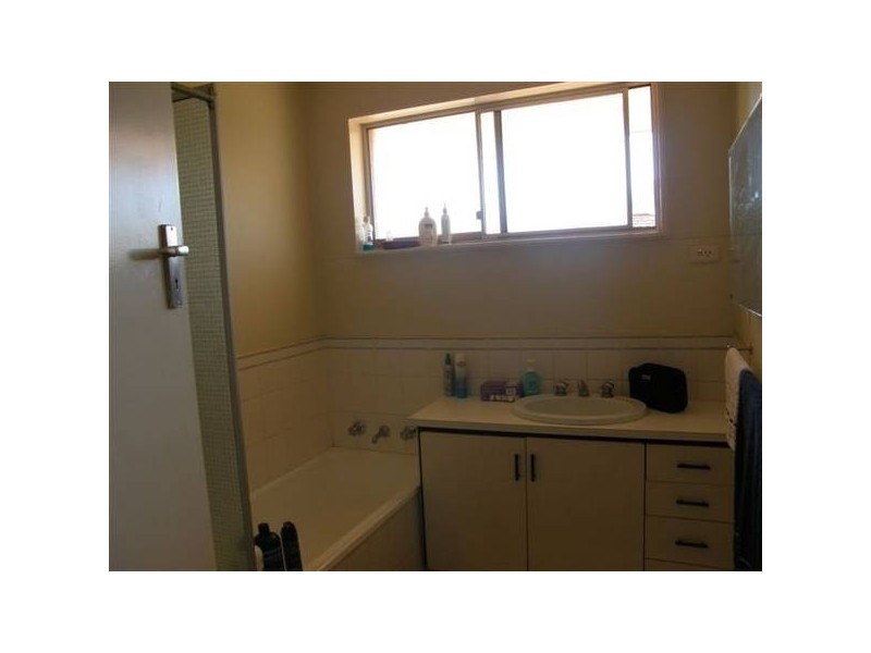 1 Mardee Street, Newman WA 6753