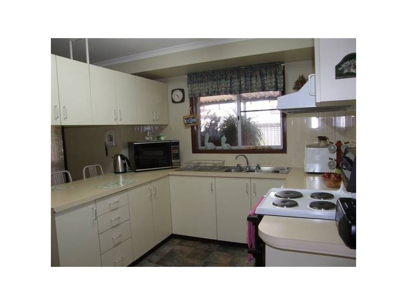 2 Nardoo Loop, Newman WA 6753