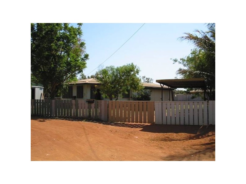 9 Logue Street, South Hedland WA 6722