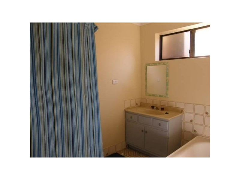 31 Kurra Street, Newman WA 6753