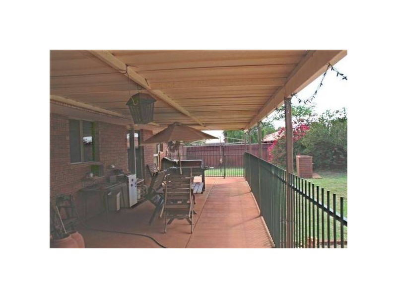 18 Kurrajong Crescent, Newman WA 6753