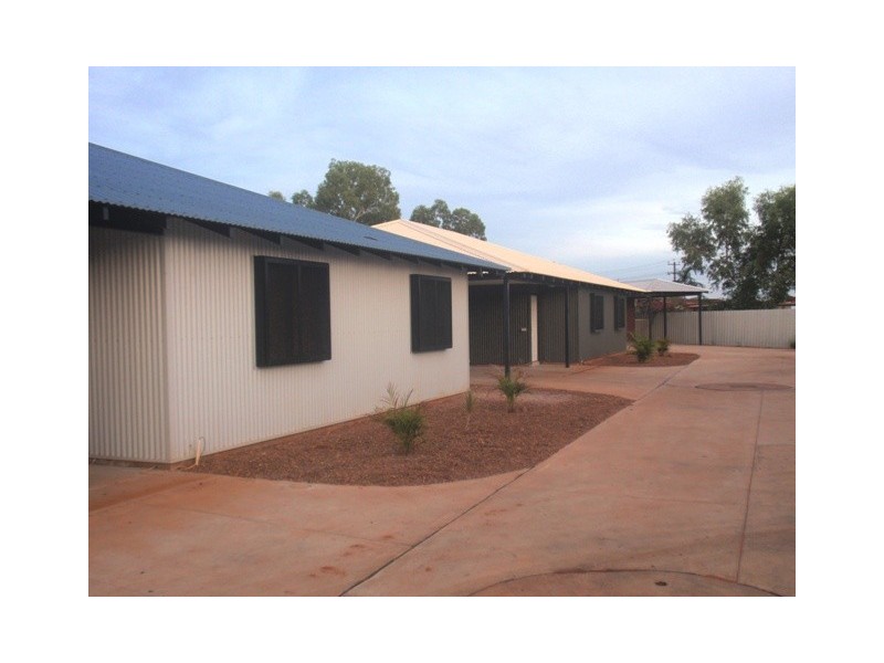 3 & 4/4 Reynolds Place, South Hedland WA 6722