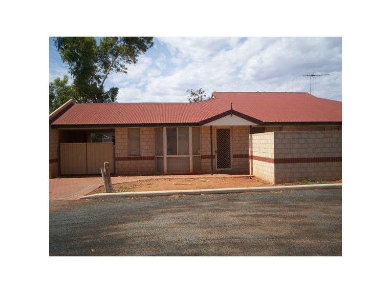 9/2 Limpet Crescent, South Hedland WA 6722