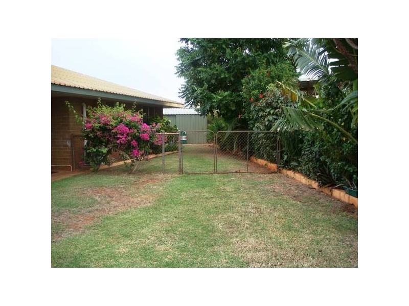 2 Etrema Loop, South Hedland WA 6722