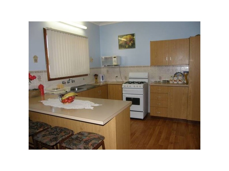 27 Braeside Drive, Newman WA 6753